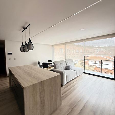 Impresionante Suite Doble A Estrenar En Cuenca Exterior photo